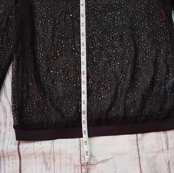 Guess Top and Asos Skirt - Picture 7 of 8